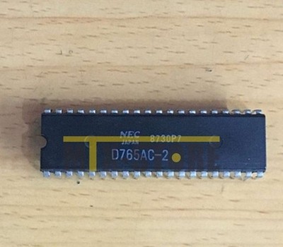 1PCS   UPD765AC-2 D765AC-2 Floppy Disk Controller IC DIP40 *mz