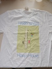 HARRY STYLES Harry  s House Rare Tee Shirt Unisex Size Small NEW WITHOUT TAGS