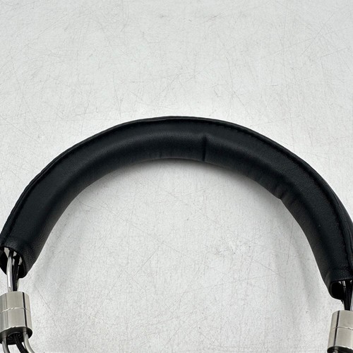 Bowers & Wilkins P5 Auriculares Inalámbricos Sobre la Oreja Bluetooth Negros FP37443 - Imagen 7 de 12