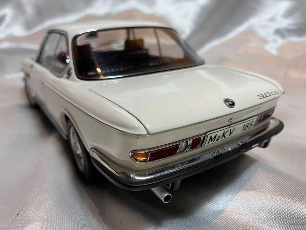 1/18 AUTOart BMW 3.0 CSi White From Japan Model Car Minicar 1/18 AUTOart BMW 3.0 CSi White From Japan Model Car Minicar