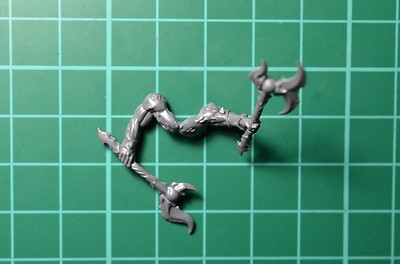 Warhammer 40000-Tzeentch-Tzaangors-Torso Double Rabenschnabel 2