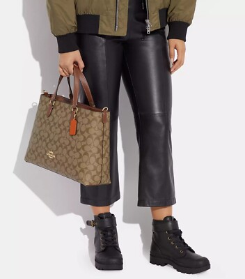 COACH Logan Carryall in Signature Canvas - Khaki/Canyon Multi