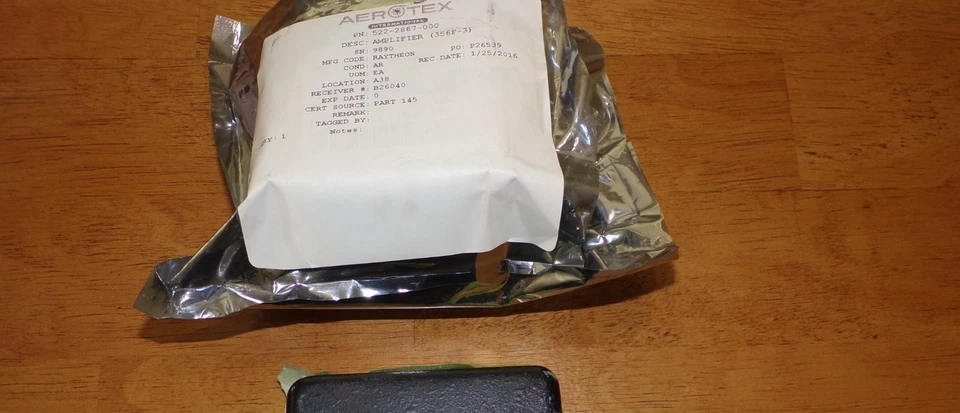 Amplificador Collins 522-2867-000 Beech King Air 101-340937-1 Foto 2 de 2