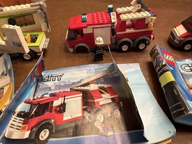 Lot of 4 City Sets 7639 7239 3366 7286 Incomplete Sets W/Manuals No Box