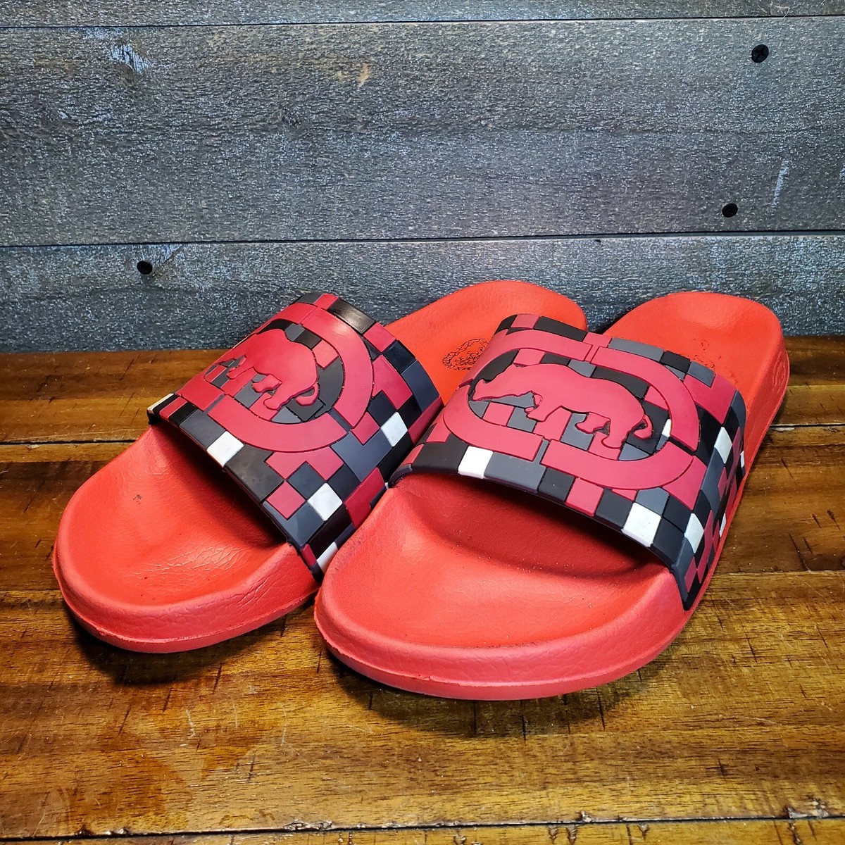 Ecko Unlimited Slides In Black & Red Checkered Unltd Size 11  display picture 3
