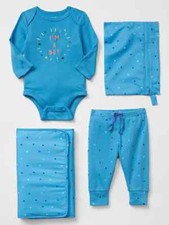 Baby Gap Starry Blue Spare Diaper bodysuit Changing Set 4 Piece Set Sz 6-12 New