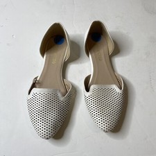 Restricted White Flats Loafers Slip On Office Workwear Boho Size 6.5