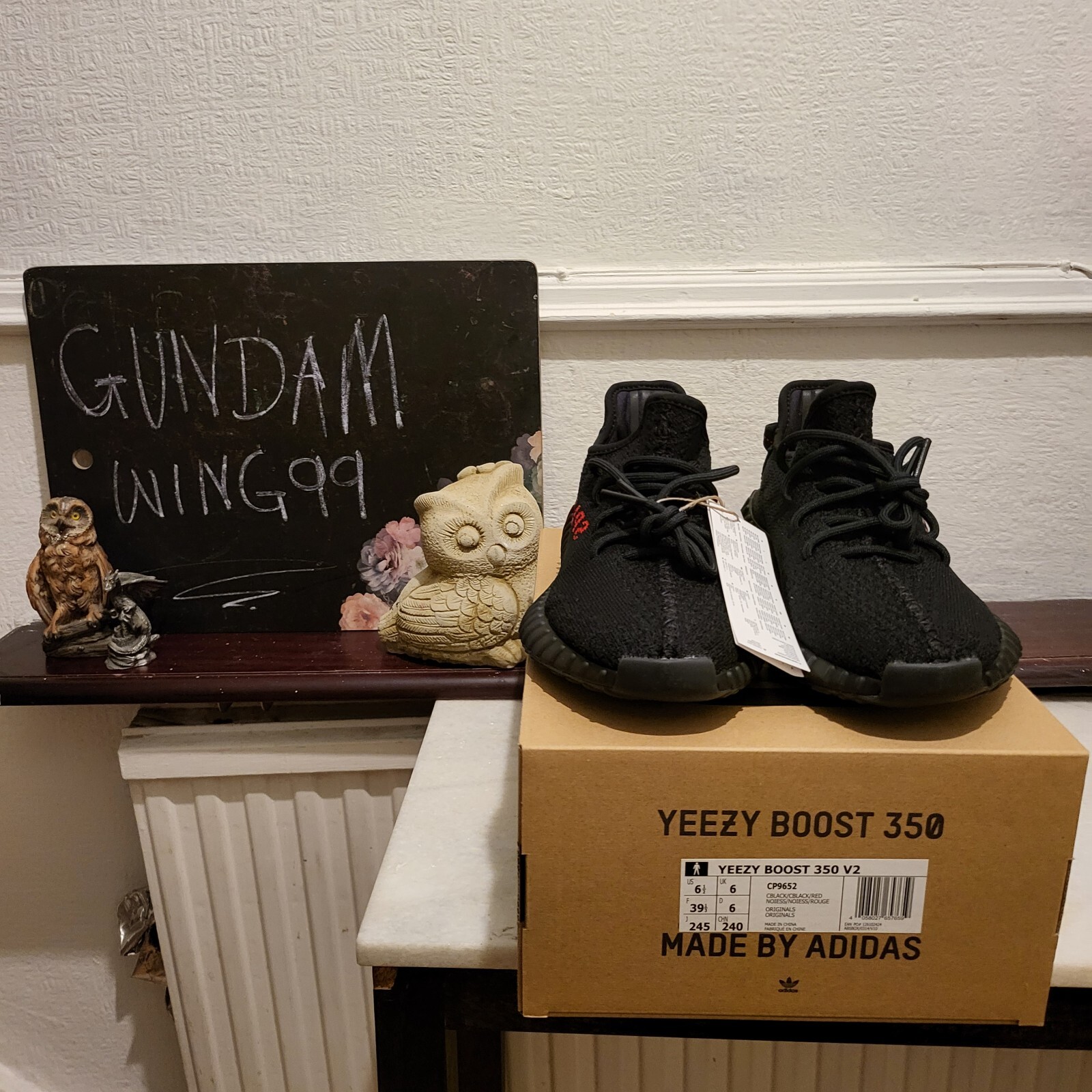 Adidas Yeezy Boost 350 V2 Bred  UK 6 / USA 6.5 / EU 39 1/3 BRAND NEW WITH BOX 🔥 image 3