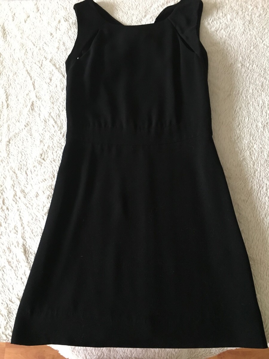Robe fluide sans manche courte noire Maje dos nu