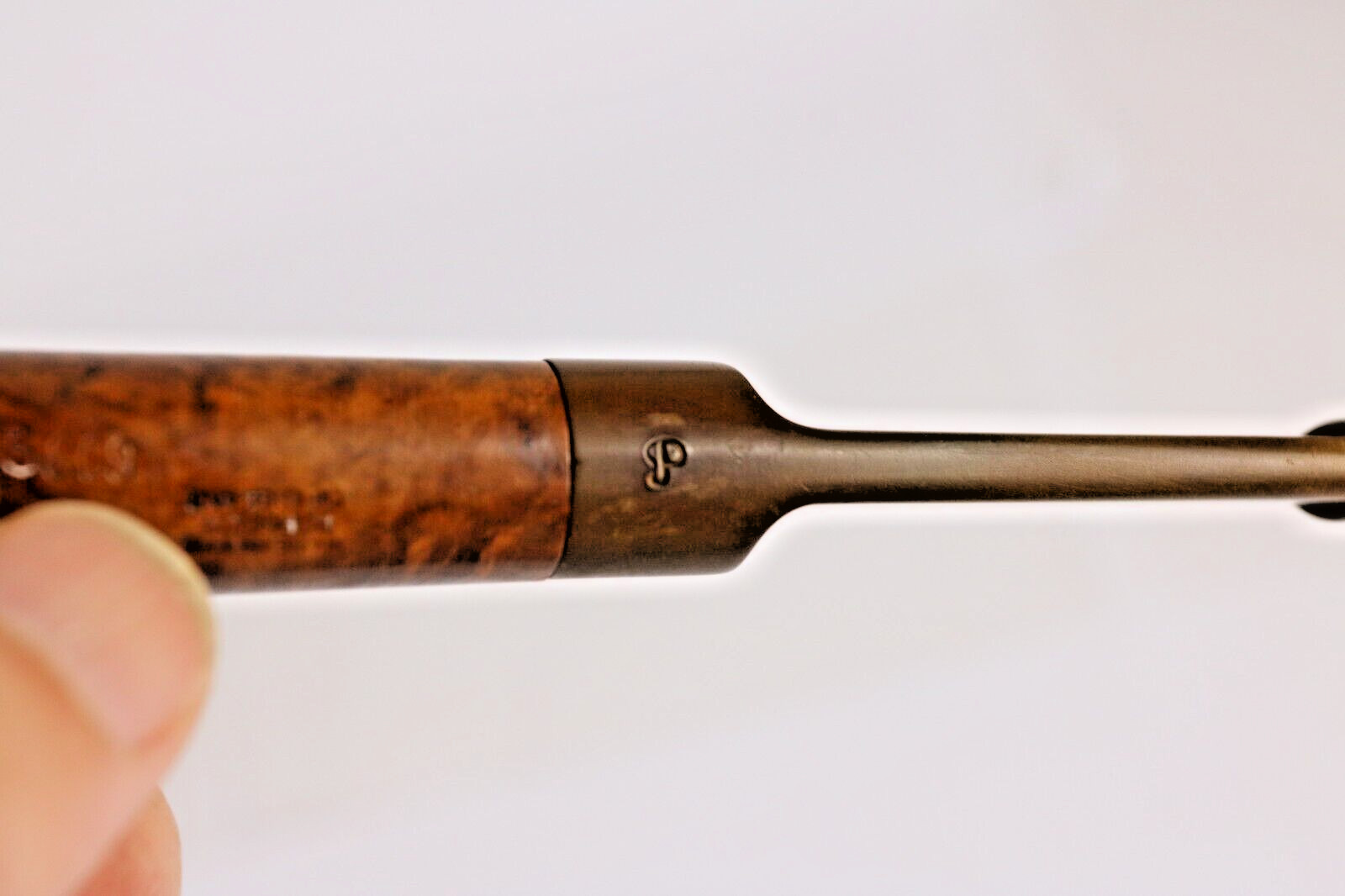 PETERSON'S DELUXE Smokers pipe #606S MADE IN THE REPUBLIC OF IRELAND Used