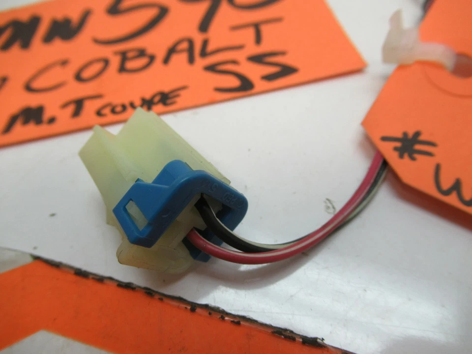 CONSOLA TOMA DE CORRIENTE CABLE CONECTOR PALANCA DE CAMBIOS DELANTERA MOLDURA SE ADAPTA A COBALTO SS G5 Foto 4 de 4