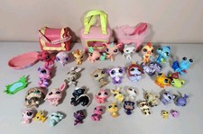 Lot of Hasbro LPS Littlest Pet Shop Animal Figure Toys 36 Animals 5 Beds