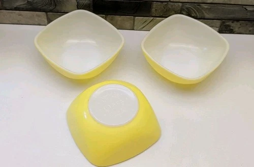 Vintage Pyrex 410 Yellow Square Hostess 4 5/8" Dip Bowl 12 Oz, Set of 3