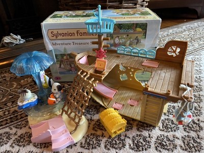 SYLVANIAN FAMILIES Treasure Ship & Seaside Merry go Round Playground 5231 & 5210