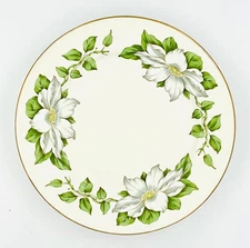 Vintage Homer Laughlin Eggshell Georgian Dinner Plates in Cotillion Pattern
