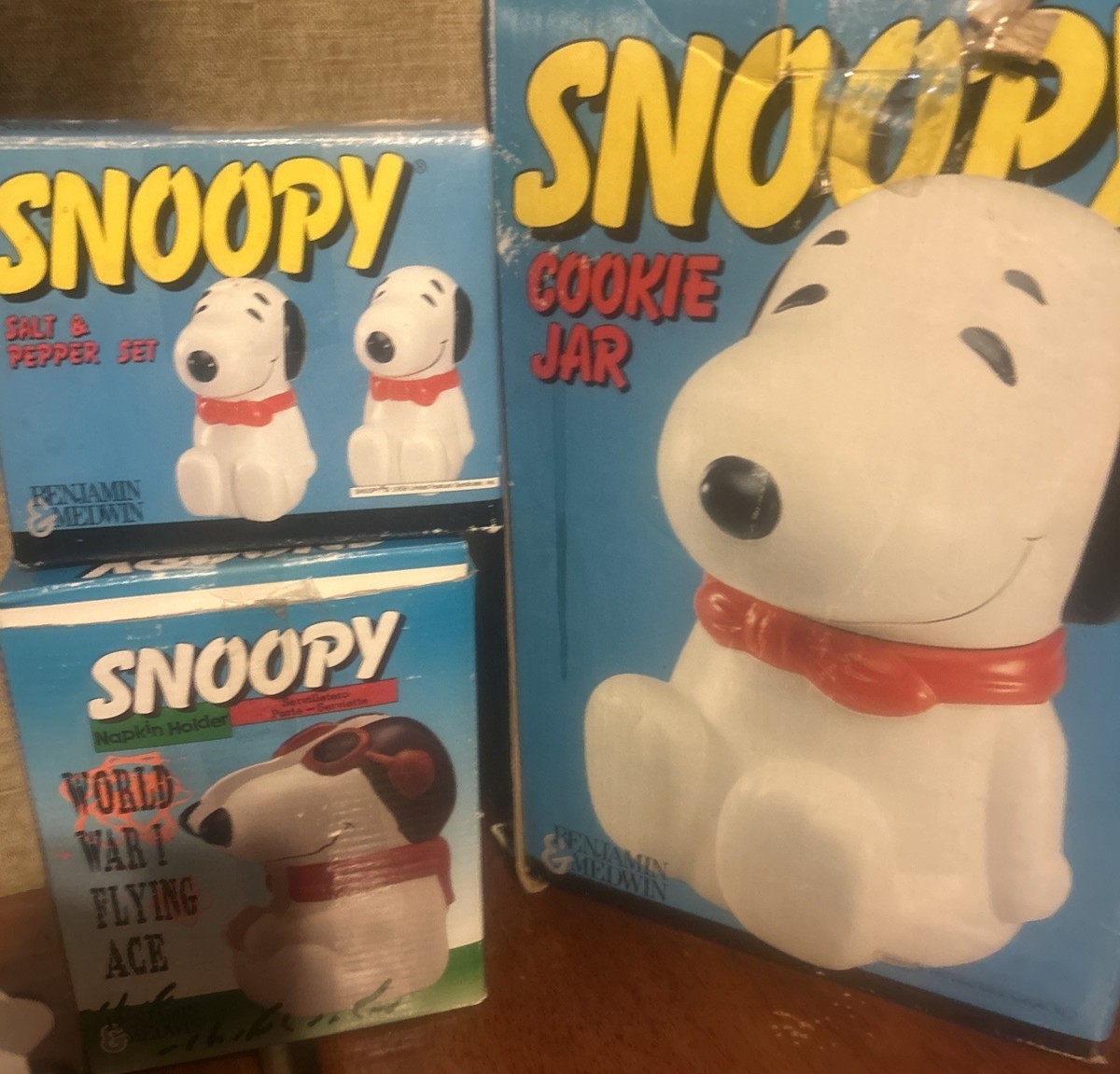 Vintage 1993 Snoopy Cookie Jar salt, pepper, napkin holderBenjamin
