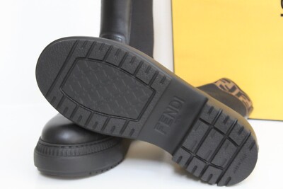 FENDIフェンディ ドミノ ブーツ New sz 8 / 38.5 Fendi Black Leather Domino Biker FF Logo Sock Pull