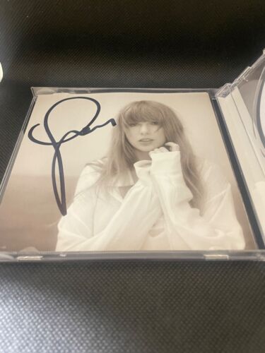 Taylor Swift The Tortured Poets Department CD The Manuscript Signed card IN HAND - Picture 2 of 7