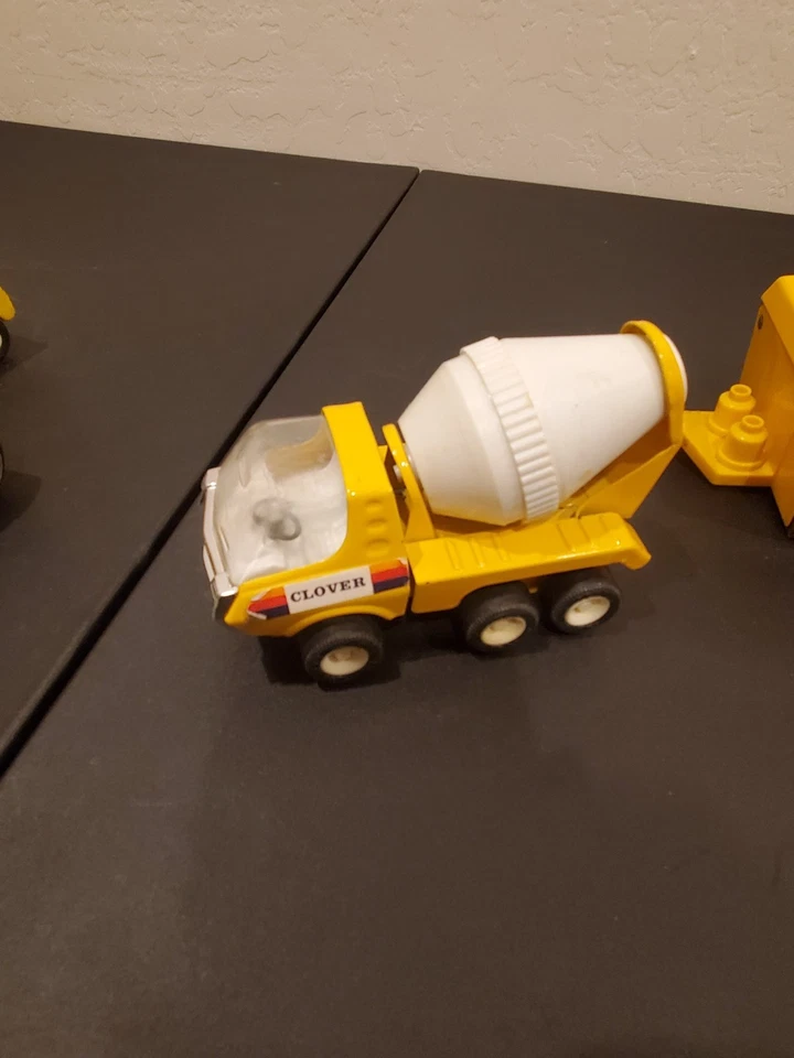 Mini pequeño lote vintage Tonka/Buddy L 7 piezas incluyendo Winnebago, camión de cemento Foto 3 de 4