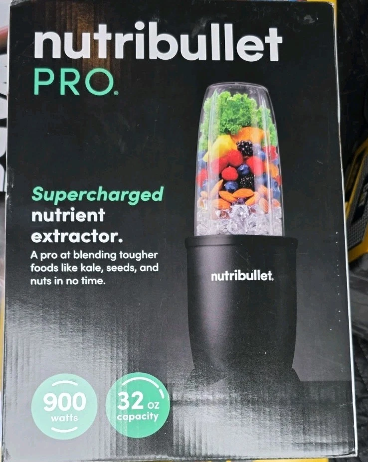Nutribullet Pro 900 Watts Powerful Nutrient Extractor NEW IN BOX!!!