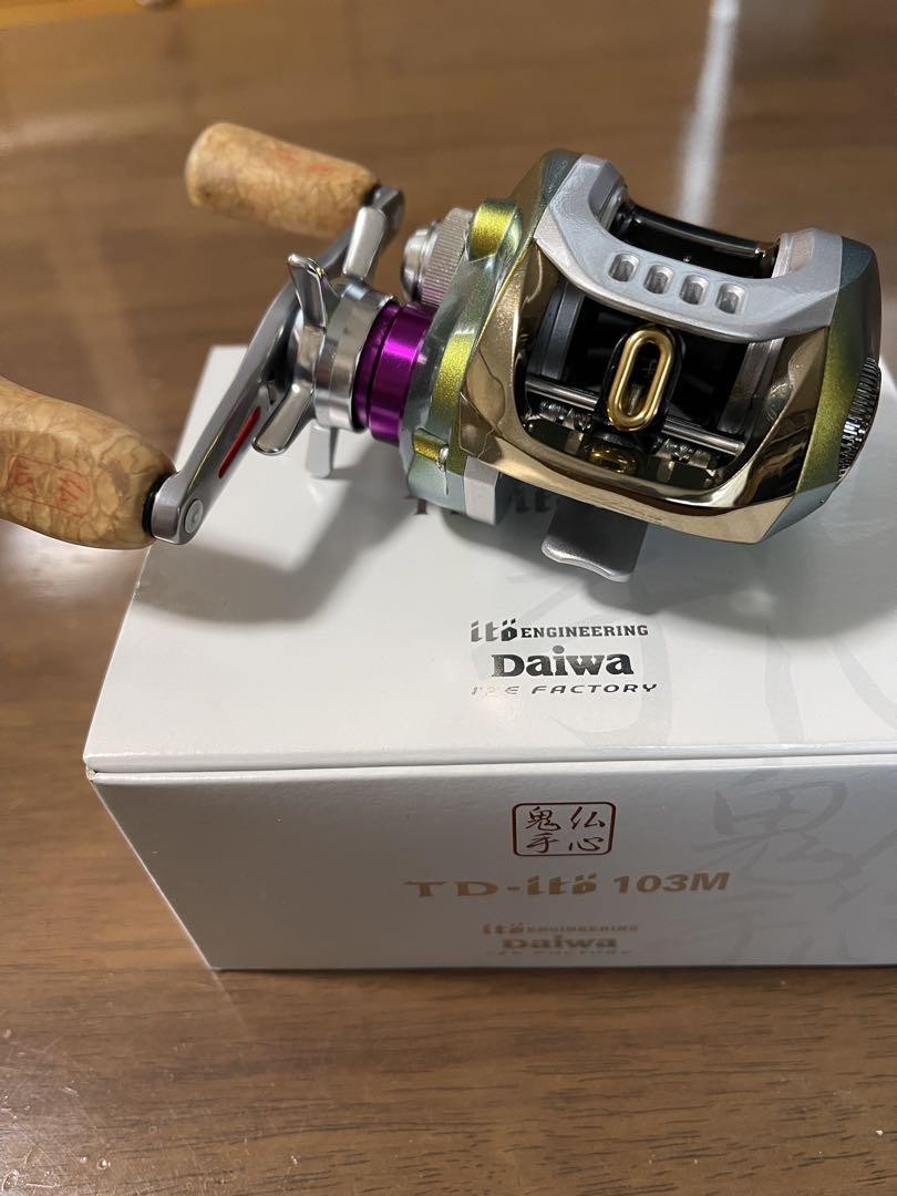 M-ito 103 ダイワ メガバス IZE Factory 超希少品 メガバス x アイズファクトリー x ダイワ M-ito 103