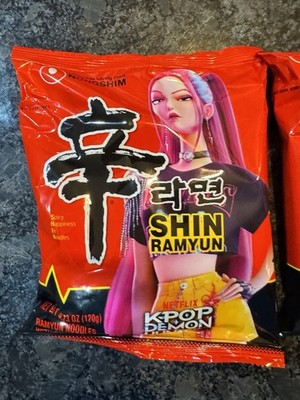 3pk Kpop Demon Hunters SHIN Ramyun Ramen Huntrix Rumi Zoey Mira
