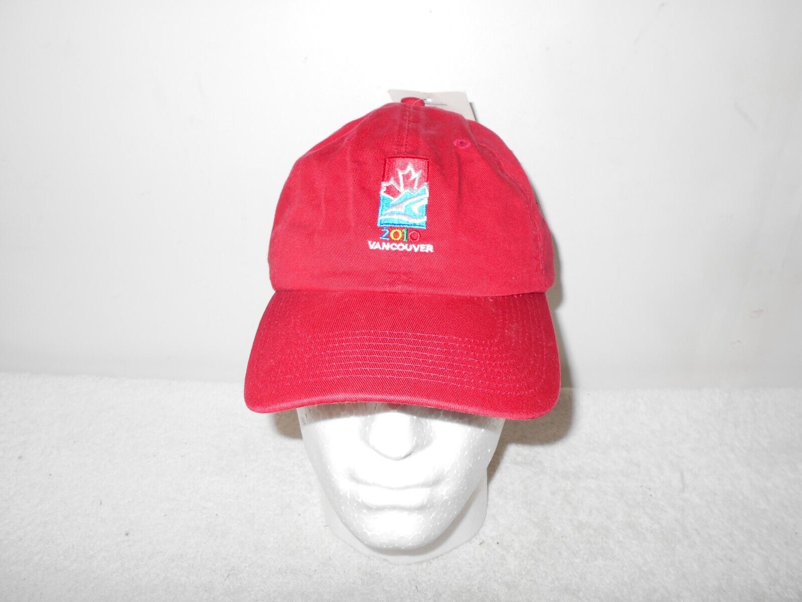 2010 NEW! W/TAGS VANCOUVER WINTER OLYMPICS MENS ADJUSTABLE HAT CAP