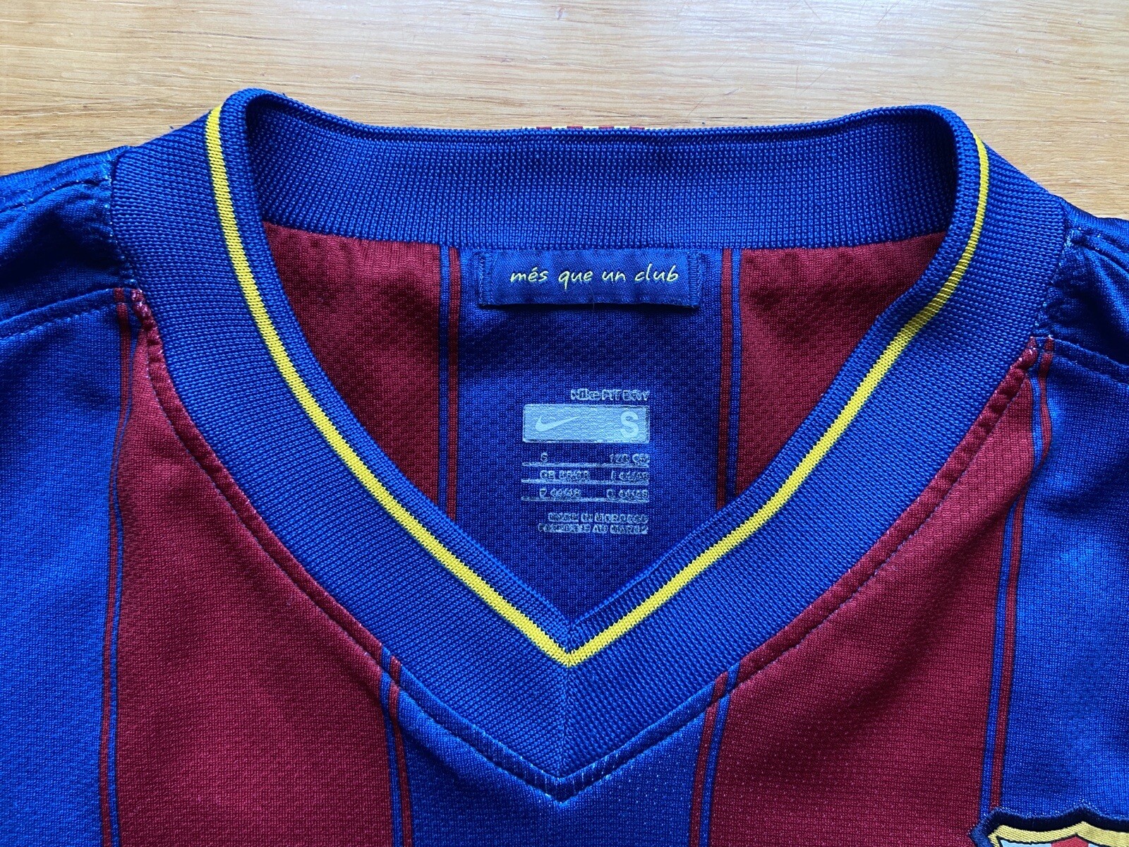 BARCELONA 2009 2010 HOME FOOTBALL SHIRT SOCCER JERSEY NIKE 343808496