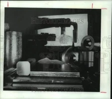 1990 Press Photo Manufacturing titanium - hcx20841