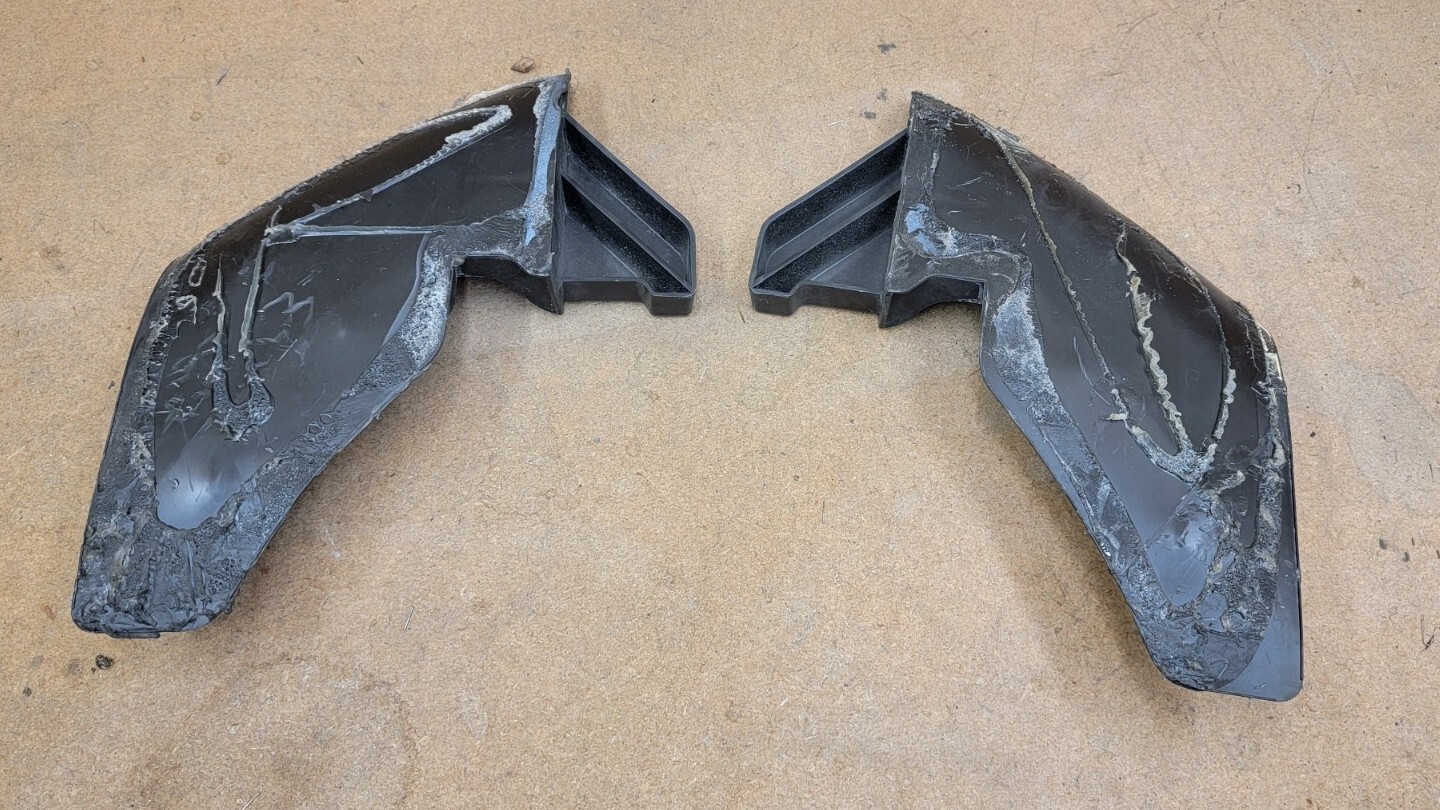 2014 2015 2016 2017 Maserati Ghibli Front Bumper Lower Brackets Set OEM 