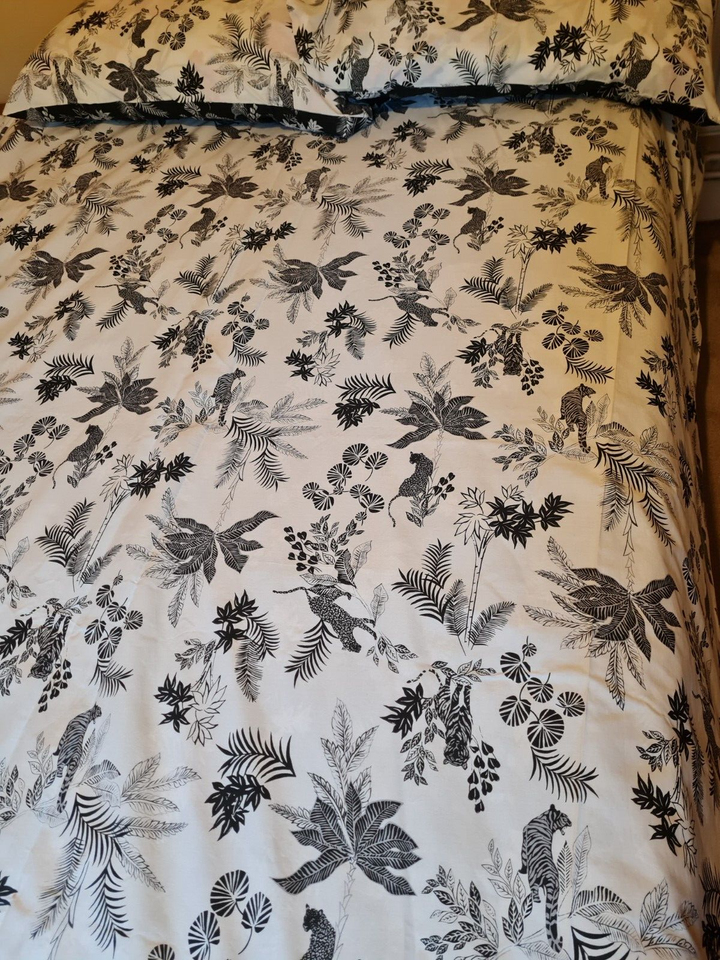 MARKS & SPENCER BLACK & WHITE FLORAL 100 COTTON DOUBLE DUVET SET