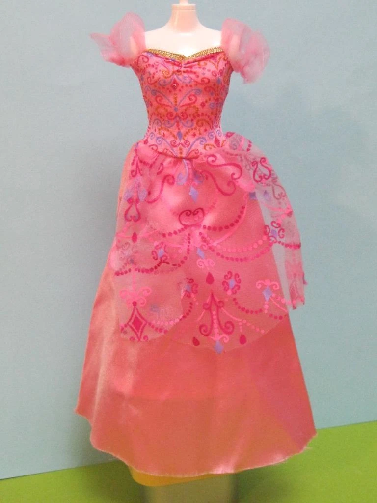 Barbie and the on sale three musketeers corinne