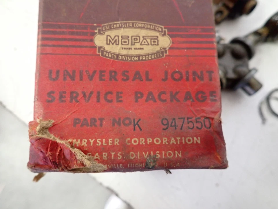 NOS 1953 - 1959 DODGE DESOTO CHRYSLER IMPERIAL Universal Joint Cross Type 947550 - Image 4 of 4