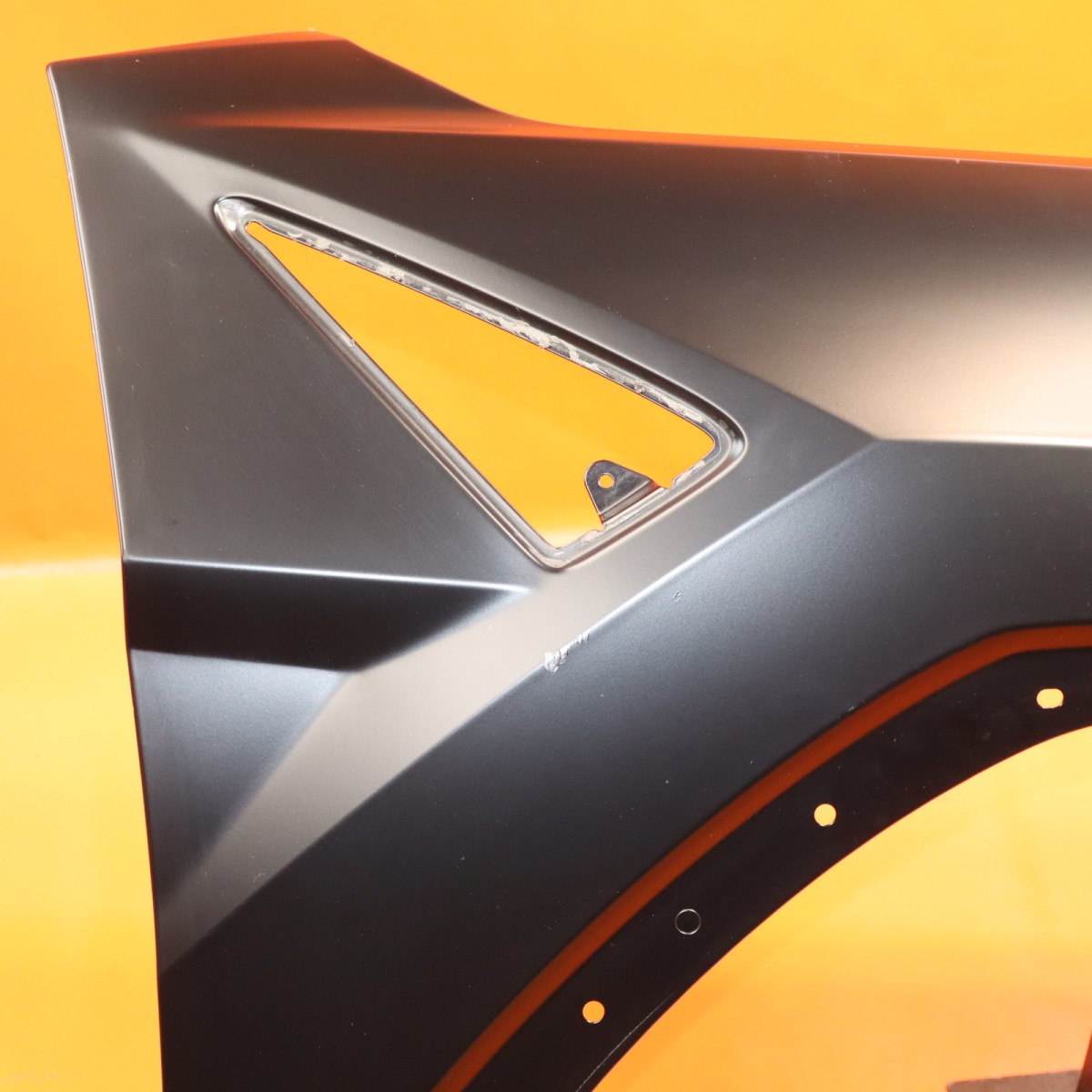 Lamborghini Urus 2019-2021 Right Fender