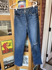 Levi  s Wedgie Straight Women  s Jeans - W 30 L 28