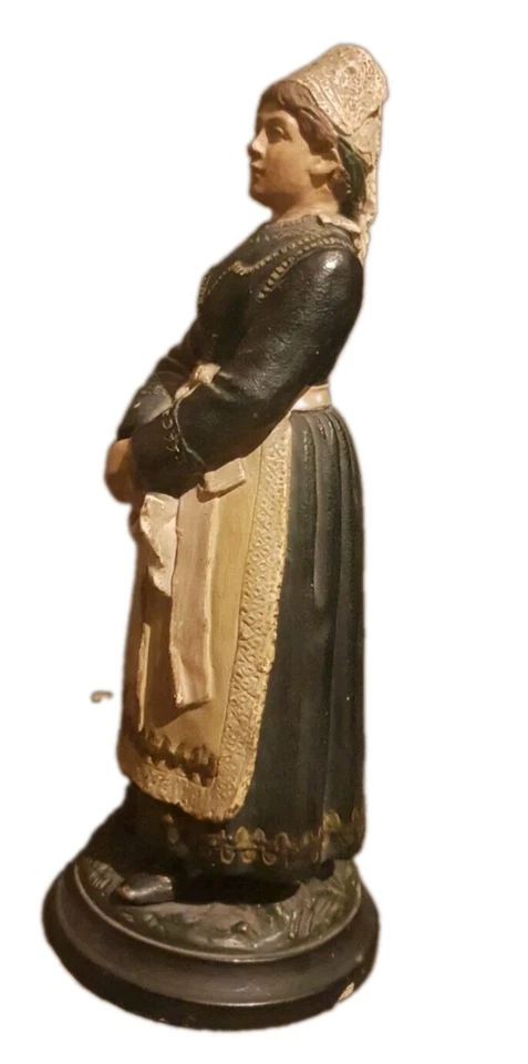Statuette céramique XIXème représentant une bigoudène Signé BB Bernard Bloch - Photo 4/4