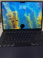 Apple MacBook Air 2022 13" (256GB SSD, M2 8-core, 8GB) Laptop - Black - (A2681)