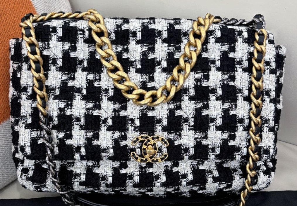 Chanel 19Bag Maxi Chain Shoulder Bag Black White Gold Used Women Classic
