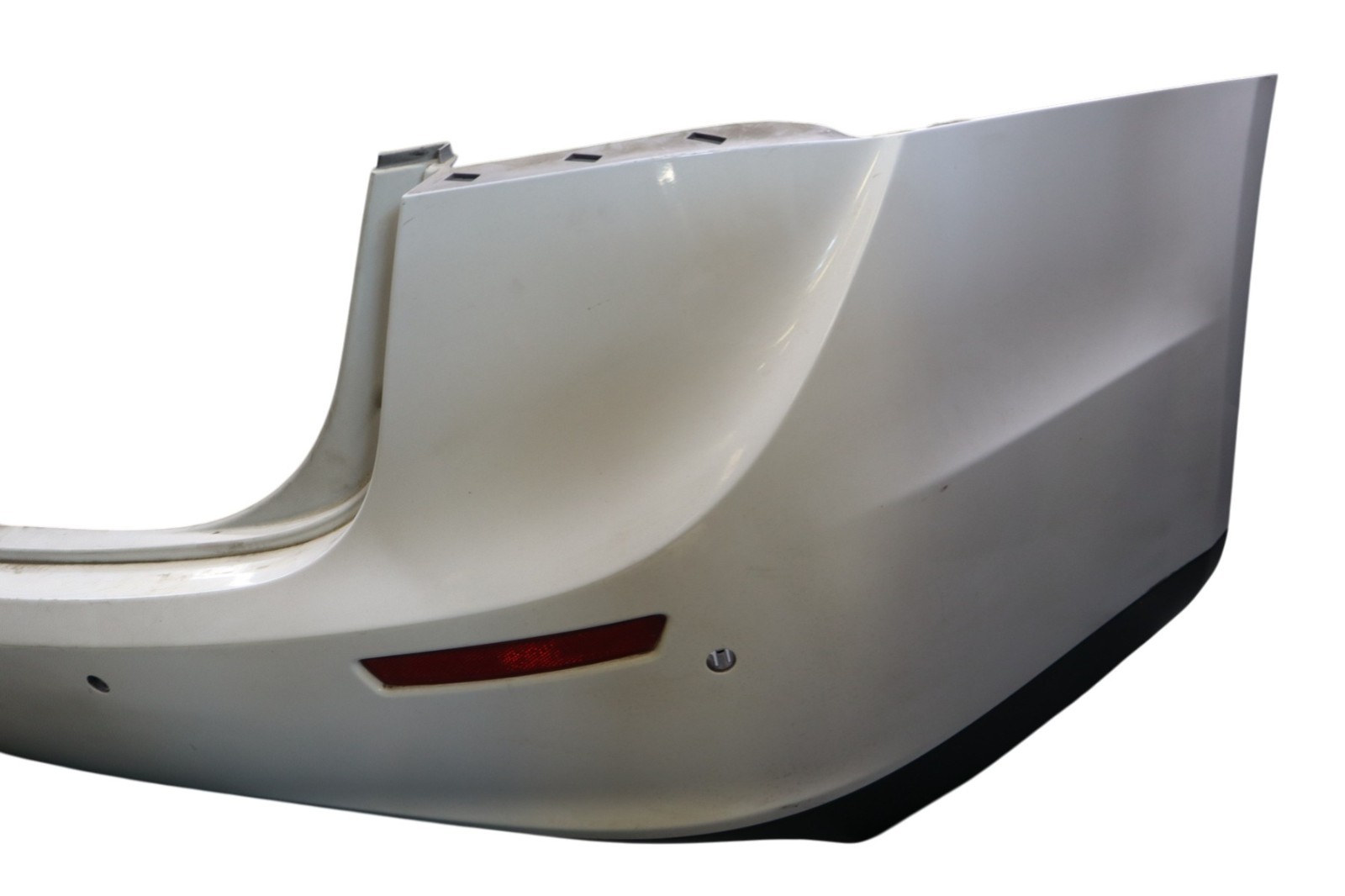 14-17 Maserati Ghibli M157 Rear Lower Bumper Cover Panel White 670010943 Oem