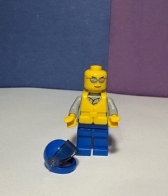 Lego #60011 - Lego City Surfer Rescue - Complete w Instructions