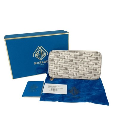 MOREAU PARIS Continental Zip Wallet CONZIP LRGPRCALFCHCH Champagne. Kalbsleder