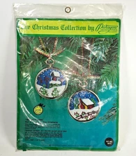 VTG New Paragon Medallion Ornaments Kit Winter Scenes Needlecraft 1976 Snow