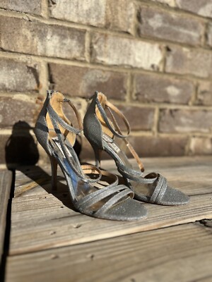 Badgley Mischka Pambabaeng Sandal na may Takong na Journey - Floral Print, Eleganteng Istilo ng Runway