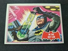 1966 Topps Batman Red Bat # 25A In the Bat Lab (EX)