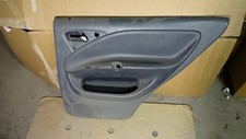 Mercedes W163 ML320 (2) Türverkleidung hinten rechts Türpappe Mercedes W163 ML320 (2) Türverkleidung hinten rechts Türpappe