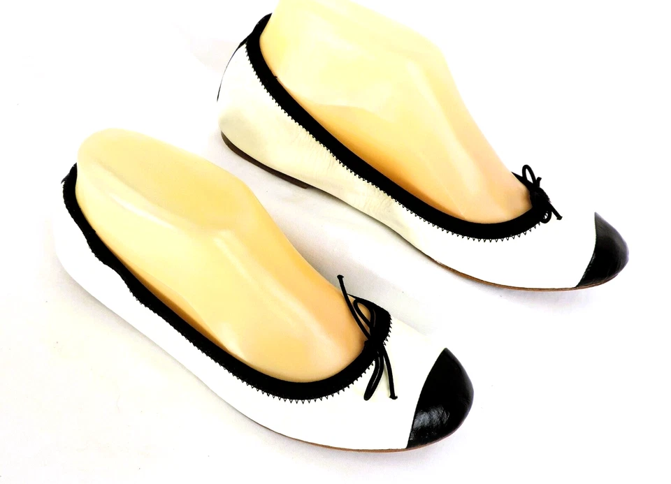 Zapatos planos bailarina BLOCH talla 7 crema y negro charol ribete hechos en Italia Foto 4 de 4