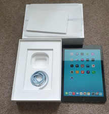 Apple iPad 9th Generation 2021 Wi-Fi 10.2 inch Grey 64GB Apple Box