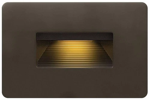 Hinkley Landscape Luna LED 2700K Step Light 12V Horizontal 4" Bronze - Picture 1 of 10