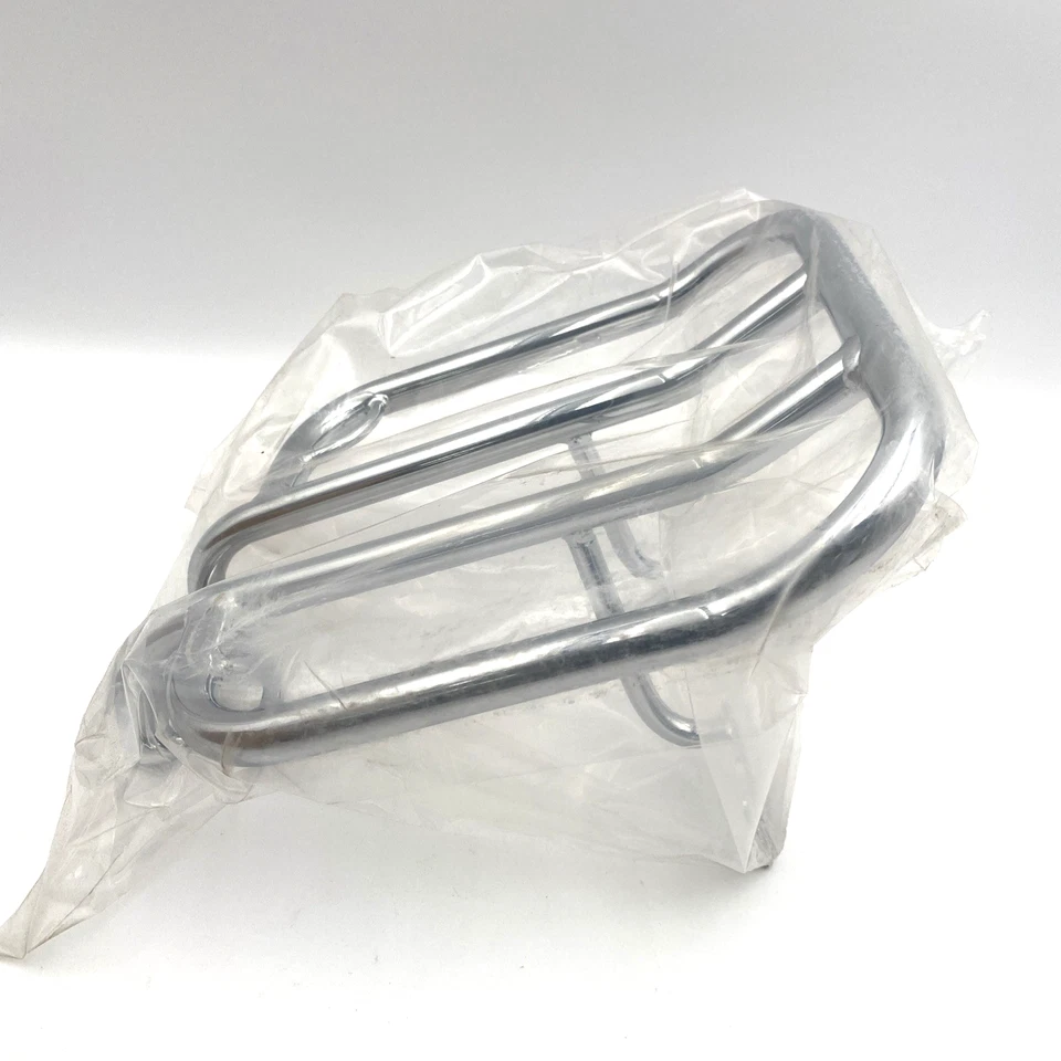 Хромированная мягкая багажная полка Motherwell MWL-142 2 вверх 06–17 Harley Fatboy Softail - Изображение 4 из 4