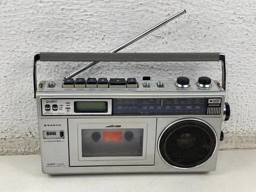 Sanyo M1950AH Vintage Radio Cassette Recorder